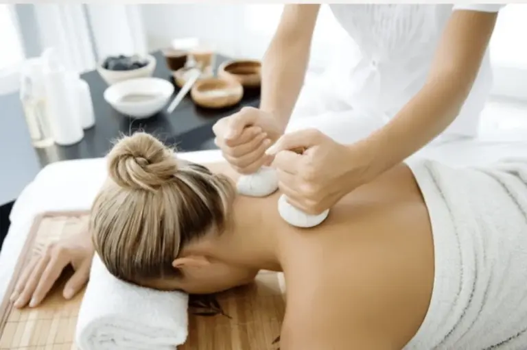 Massagem com Pindas