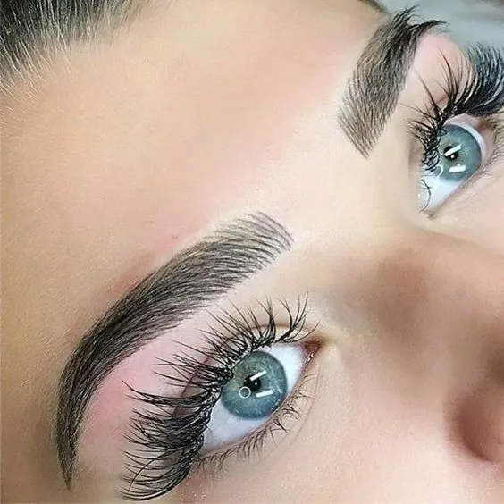 Resultado de micropigmentação de sobrancelhas · Academy Beauty School
